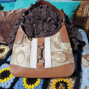 Coach Y2K Large Hamptons Clip Shoulder Bag in Signature Optic Monogram Purse